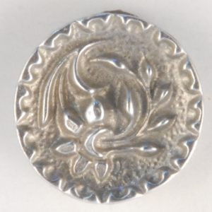 Floral Pewter Button, ragged edge, 9/16″, 133