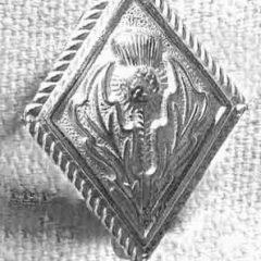 Diamond Thistle, musician pewter button, 3/4″x1-1/8″, 140