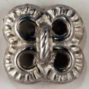 Lover’s Knot Pewter Button 7