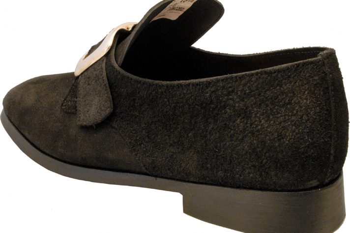 Black buckle shoe