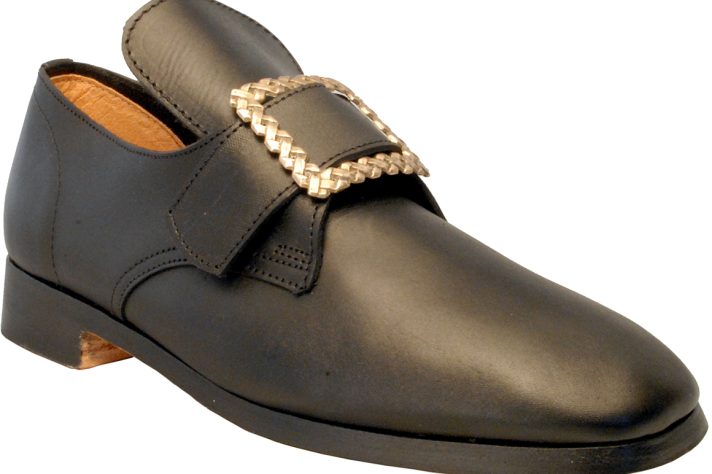 Black buckle shoe