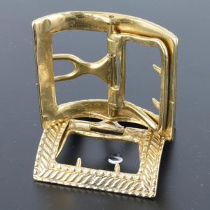 colonial Brass shoe buckle with rope trim