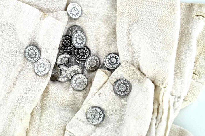 Sunflower buttons