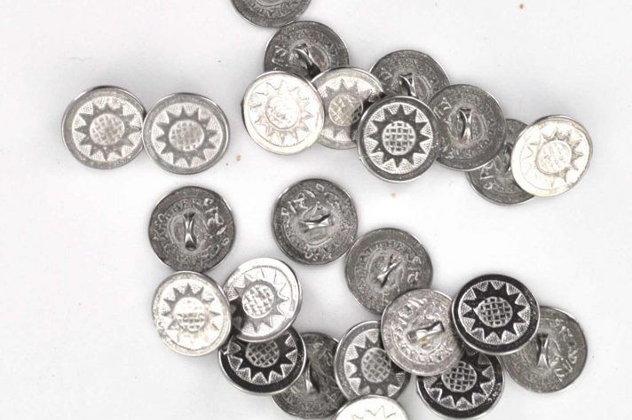 Sunflower buttons